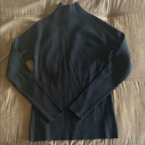 Eddie Bauer Black Turtleneck Sweater